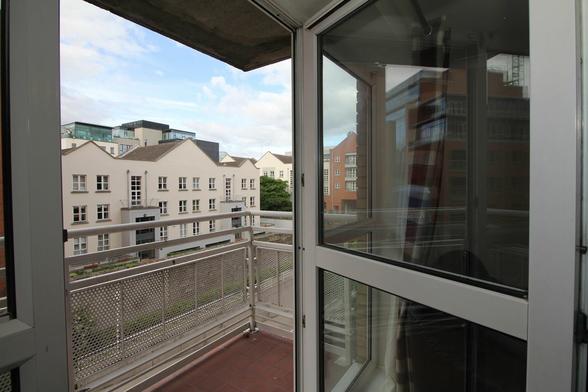 The Windmill Apartment Dublin Eksteriør billede